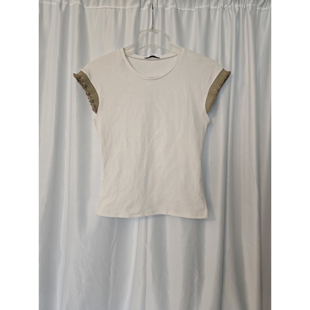 Zara Women's White Fitted Cap Sleeve Shirt Blouse with Gold Sleeve Size Medium